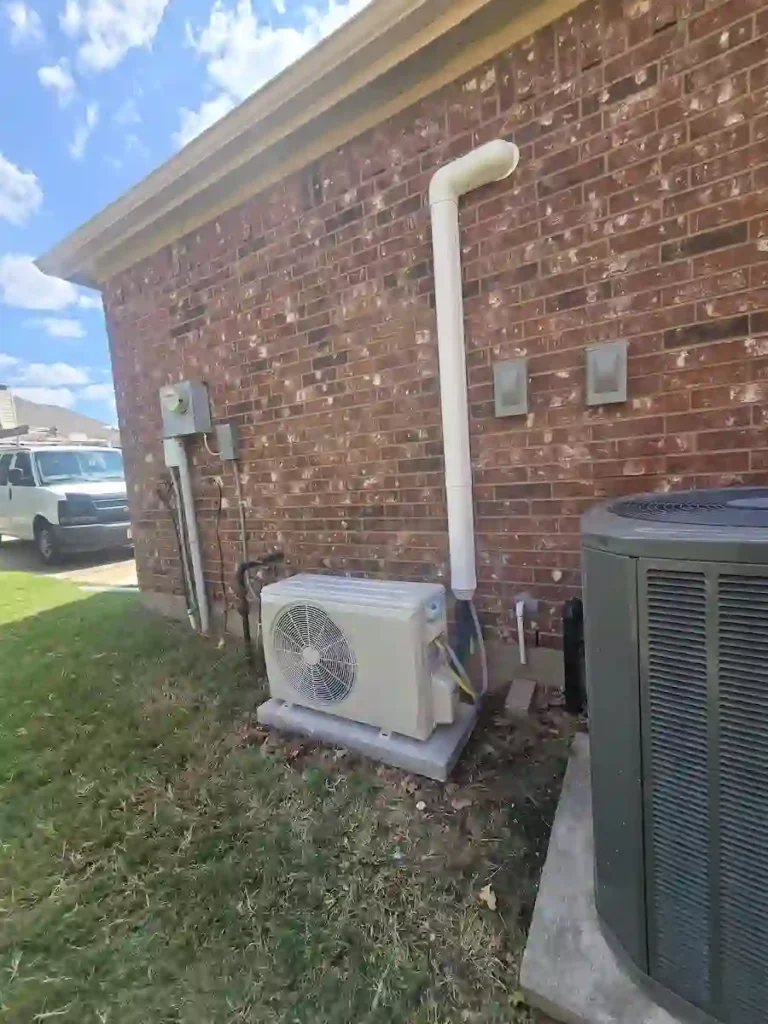 Ductless mini split cooling a home addition in Irving, TX